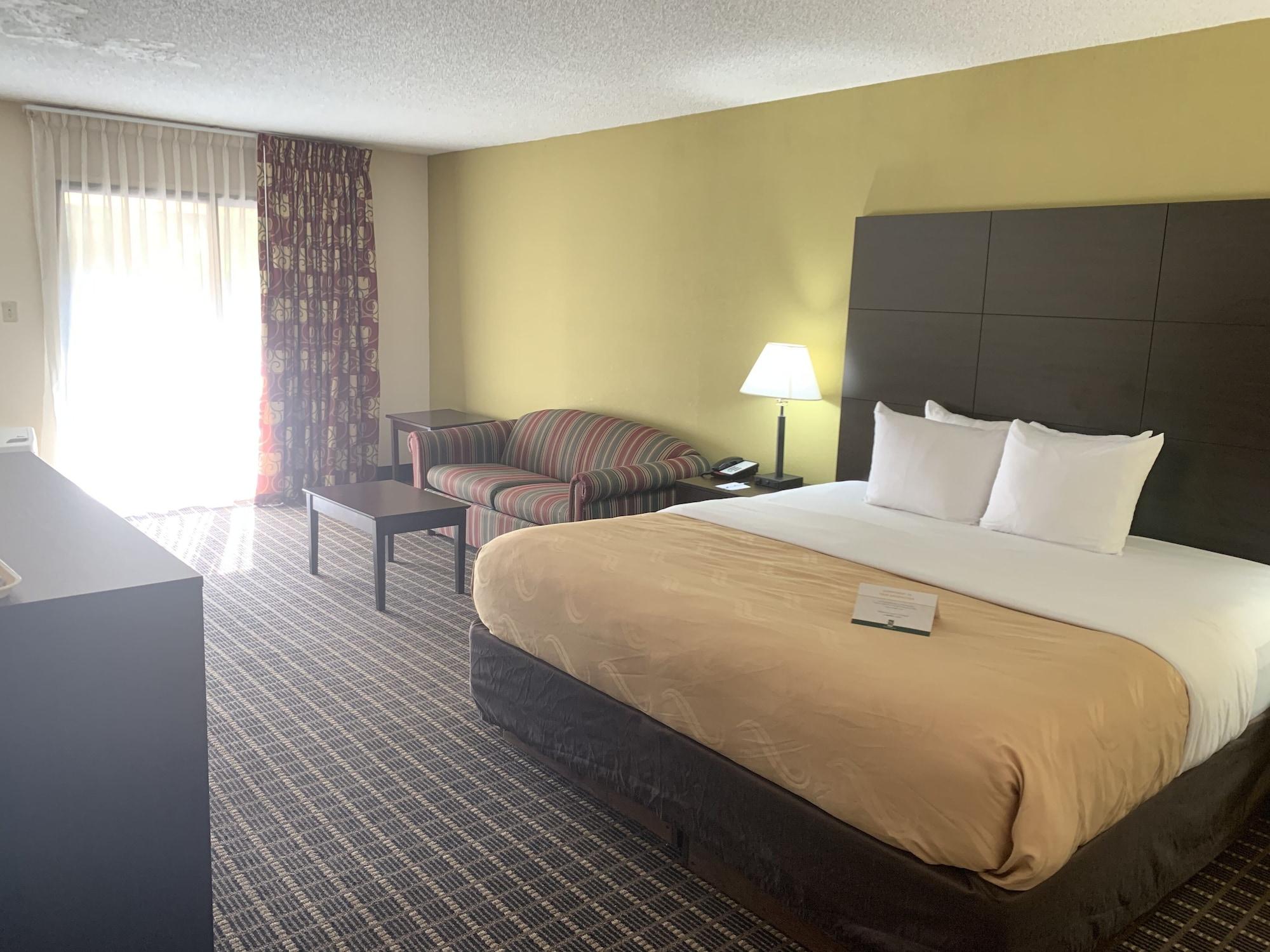 Quality & Pensacola Bayview
