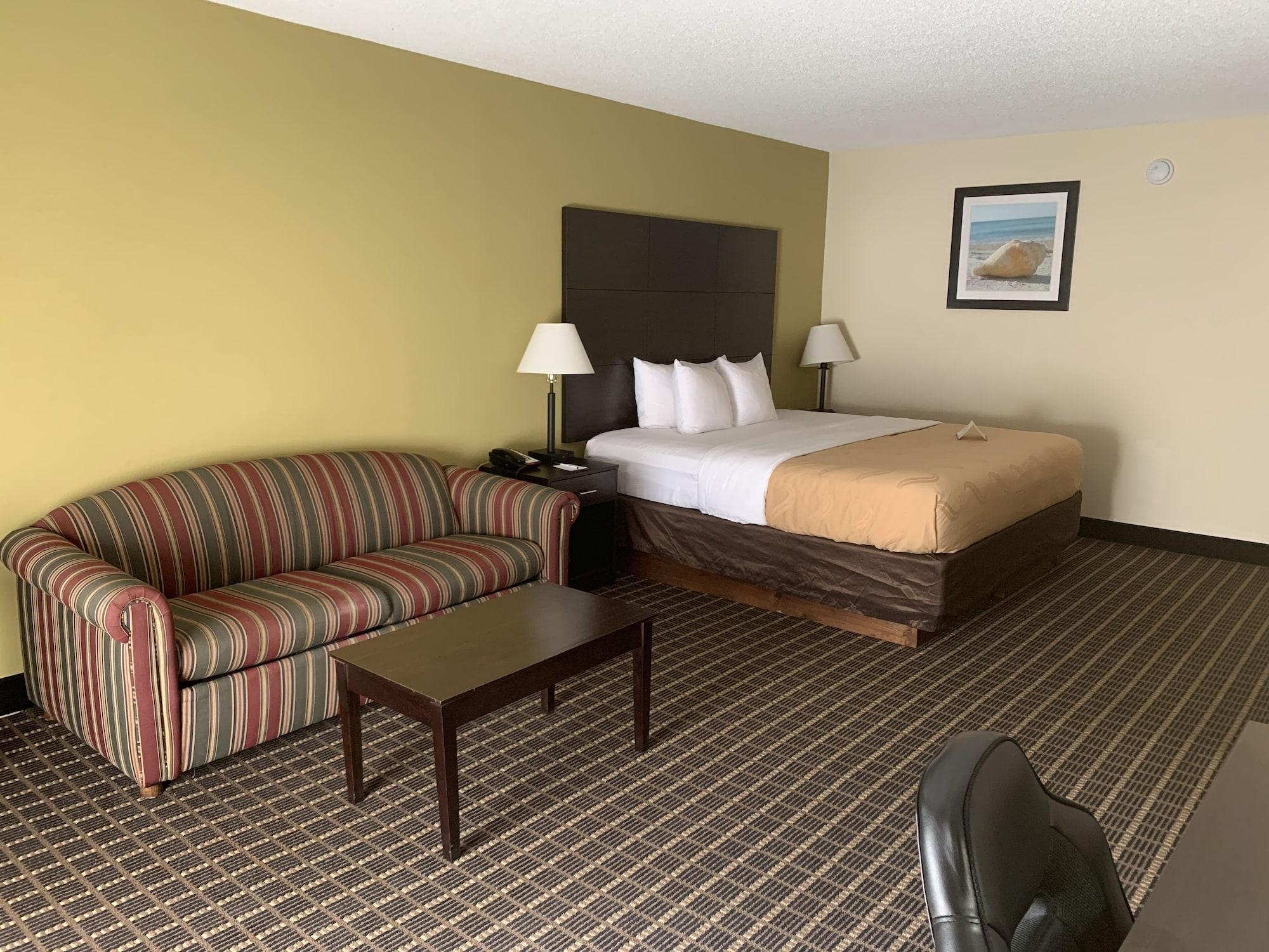 Quality & Pensacola Bayview Hotel