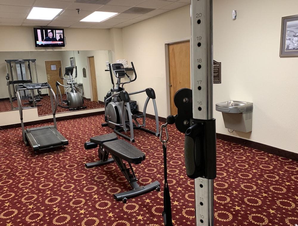 Quality & Pensacola Bayview