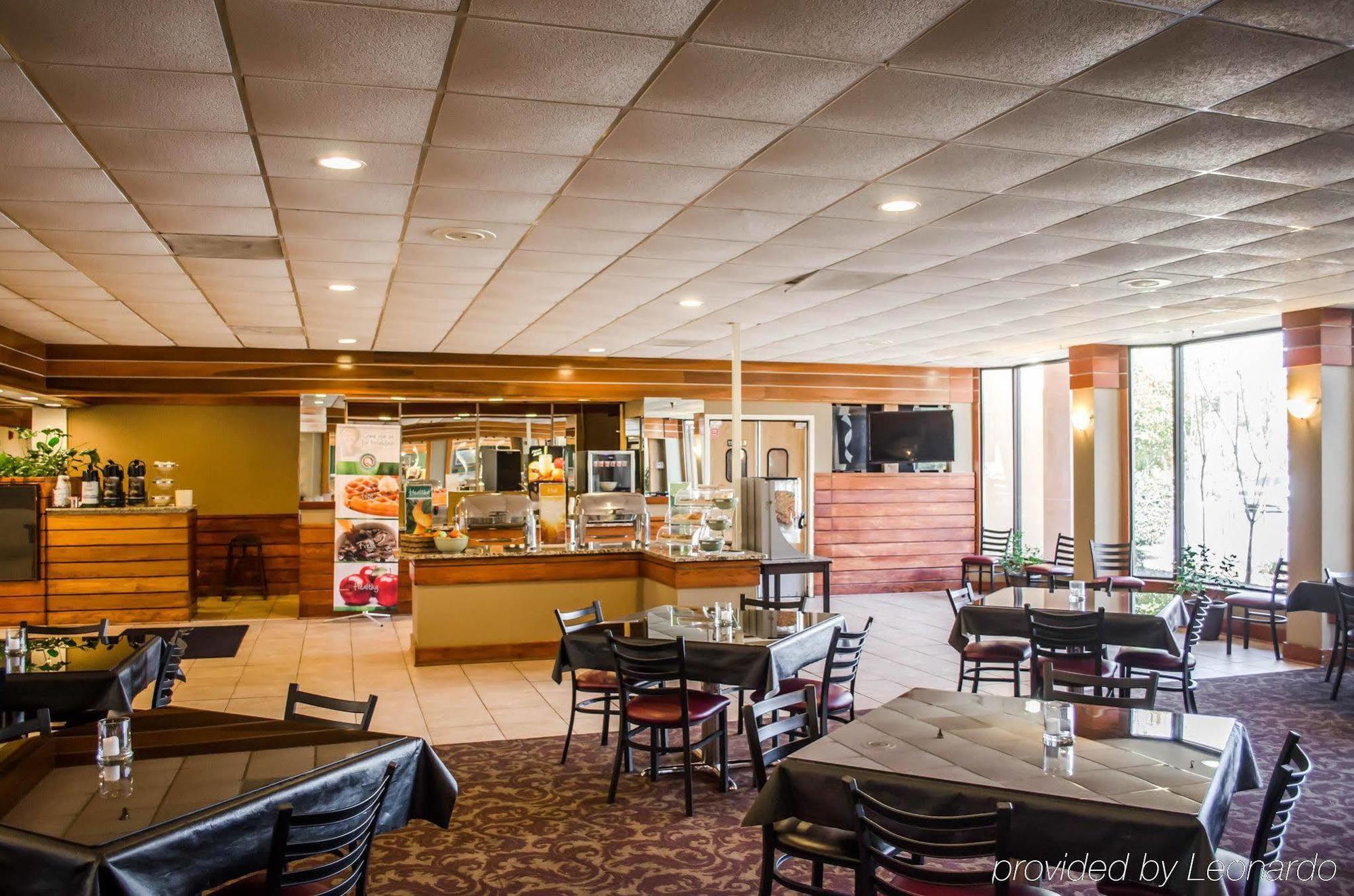 Hotel Quality & Pensacola Bayview